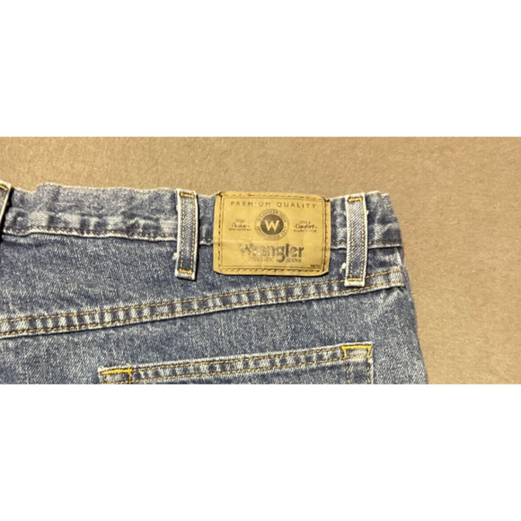 Wrangler Relaxed Fit Jeans 38x32 Made in Mexico 100% Cotton Denim - Picture 5 of 6